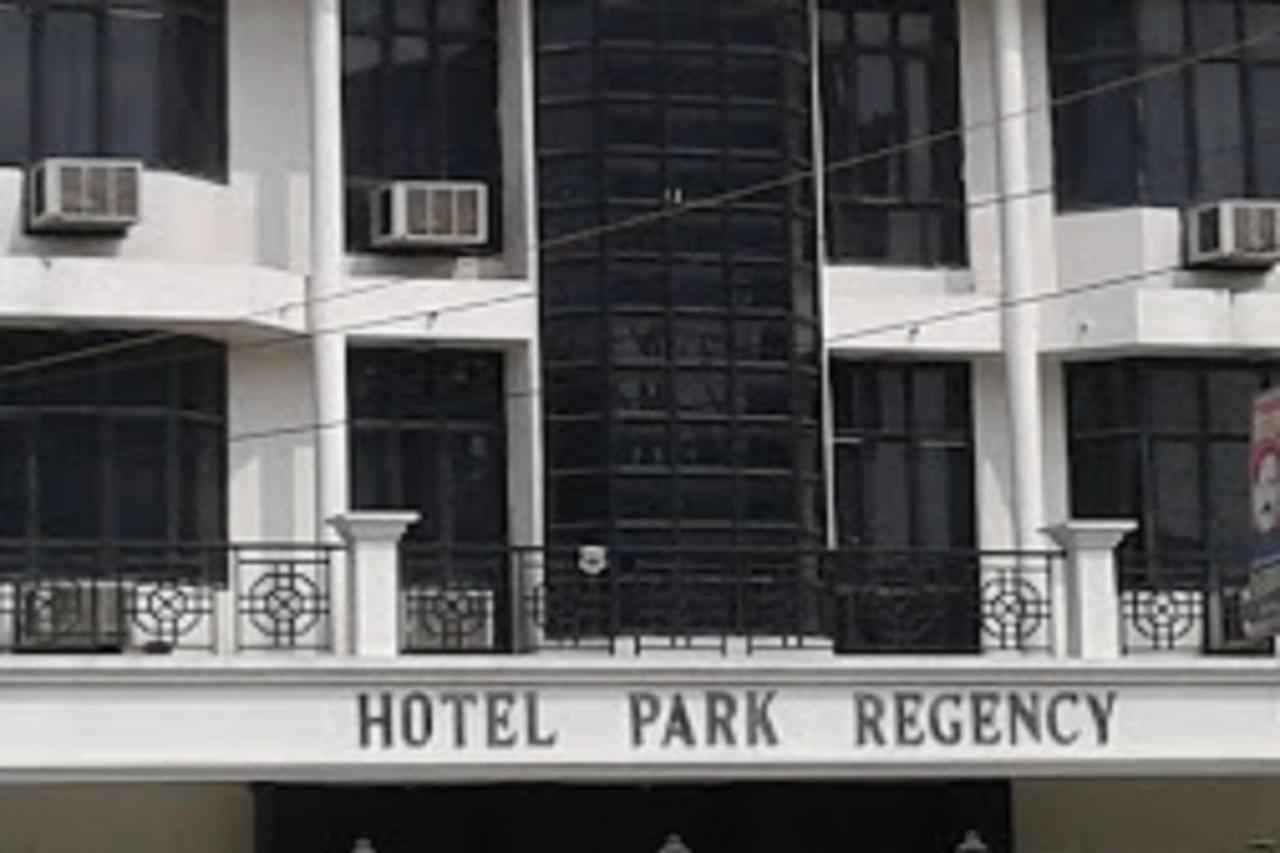 Hotel Park Regency Gorakhpur Eksteriør bilde