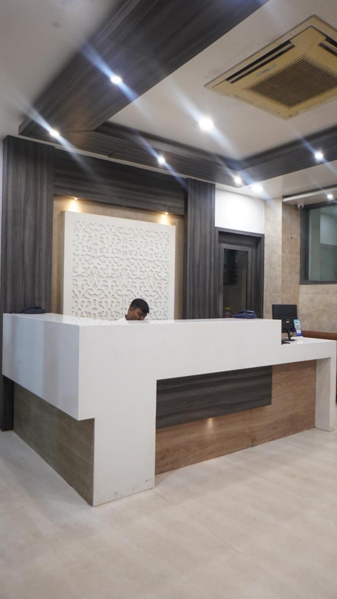 Hotel Park Regency Gorakhpur Eksteriør bilde