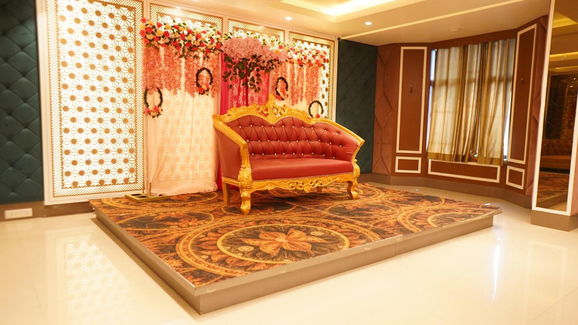 Hotel Park Regency Gorakhpur Eksteriør bilde